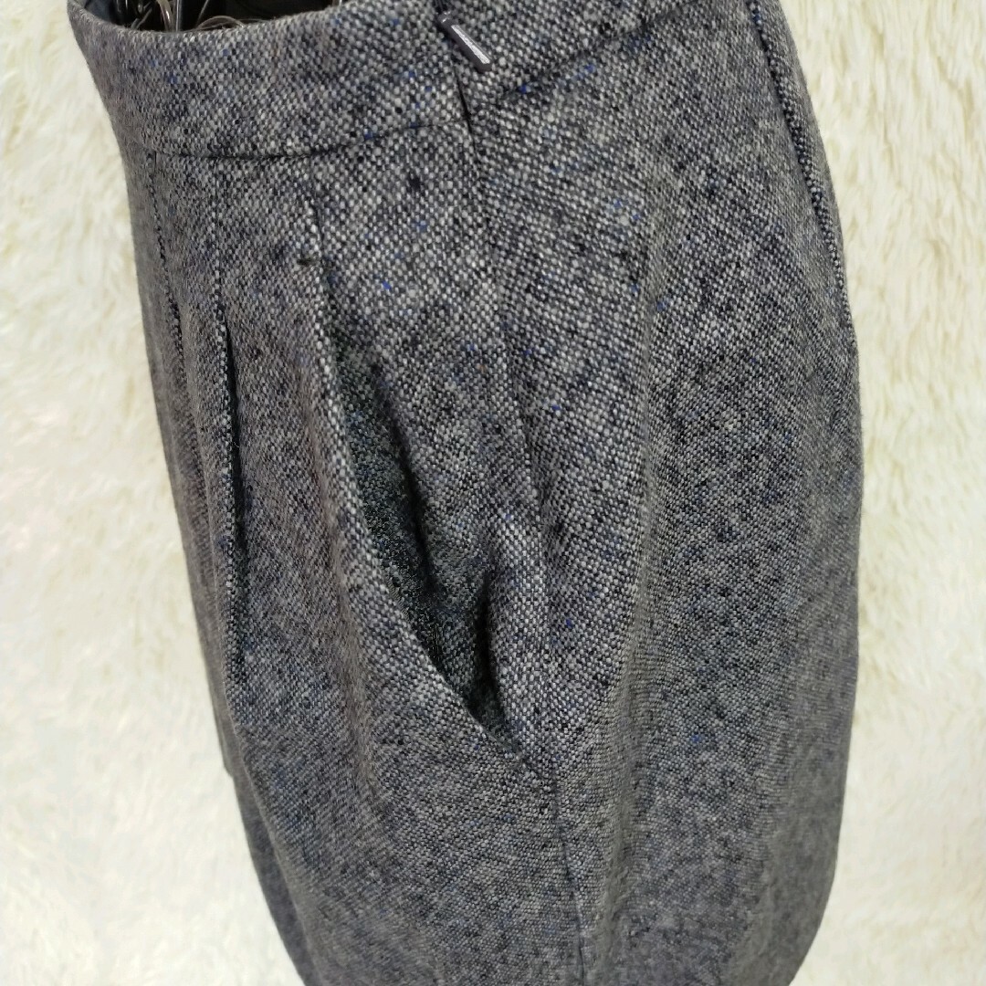 Max Mara(マックスマーラ)のマックスマーラ　MaxMara【36】台形スカート　ひざ丈　ポケット付き　グレー レディースのスカート(ひざ丈スカート)の商品写真