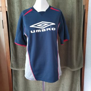 アンブロ(UMBRO)のumbro　半袖Tシャツ　プラシャツ　フットサル　ネイビー　レディースLメンズS(ウェア)