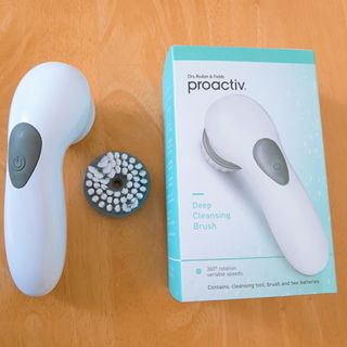 プロアクティブ(proactiv)の新品未使用　プロアクティブ　ディープクレンジングブラシ(その他)