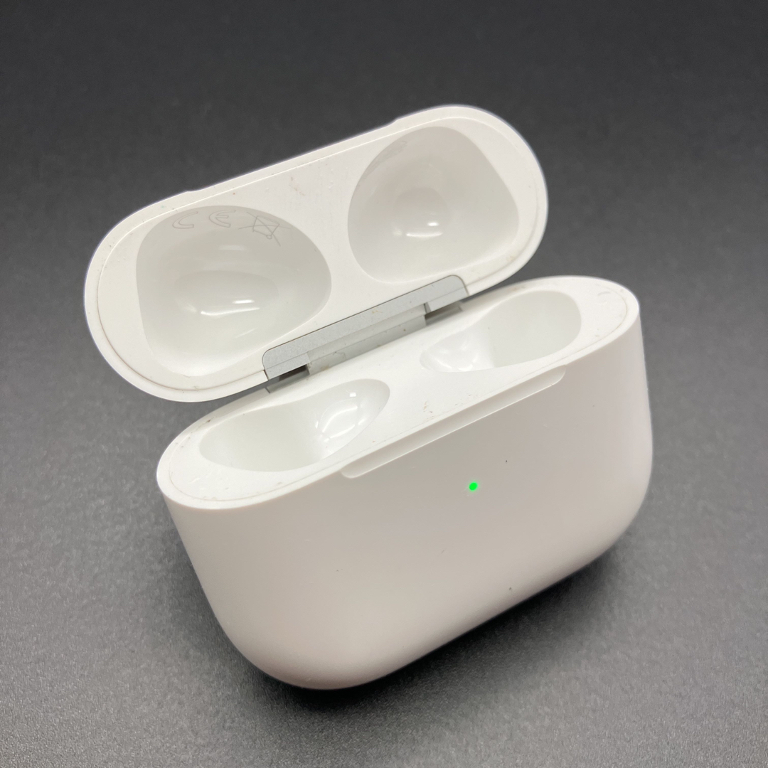 正規品 Apple アップル AirPods 第三世代 充電ケース A2566 2