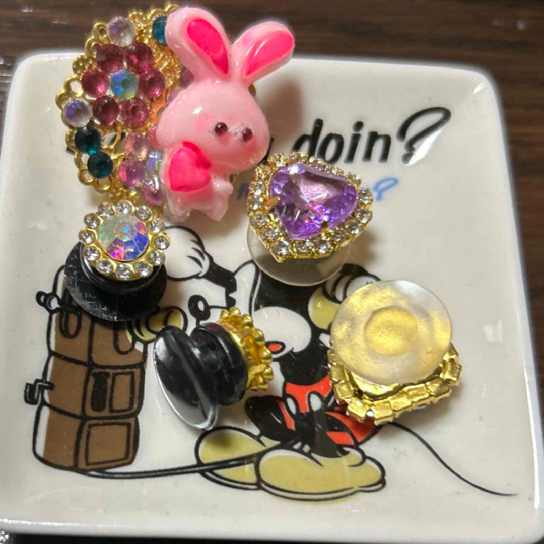 【hana🌼mamaさま専用】ジビッツ4点 レディースのアクセサリー(その他)の商品写真