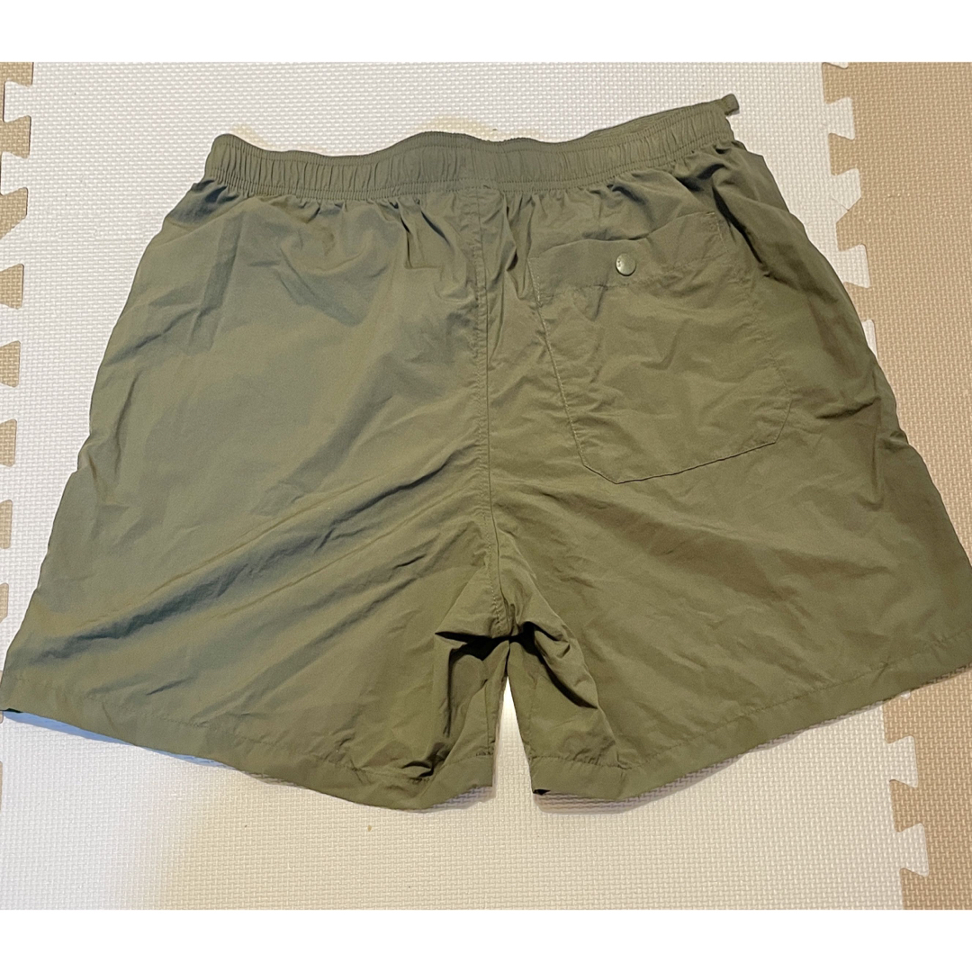 GAP(ギャップ)のGAP ナイロンショーツ　オリーブグリーン　ショートパンツ メンズのパンツ(ショートパンツ)の商品写真
