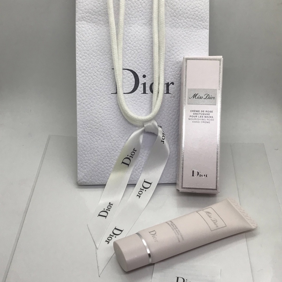 Dior(ディオール)の★ミスディオール ハンドクリーム ★Diorの袋付き★レディース★コスメ★ハンド コスメ/美容のボディケア(ハンドクリーム)の商品写真