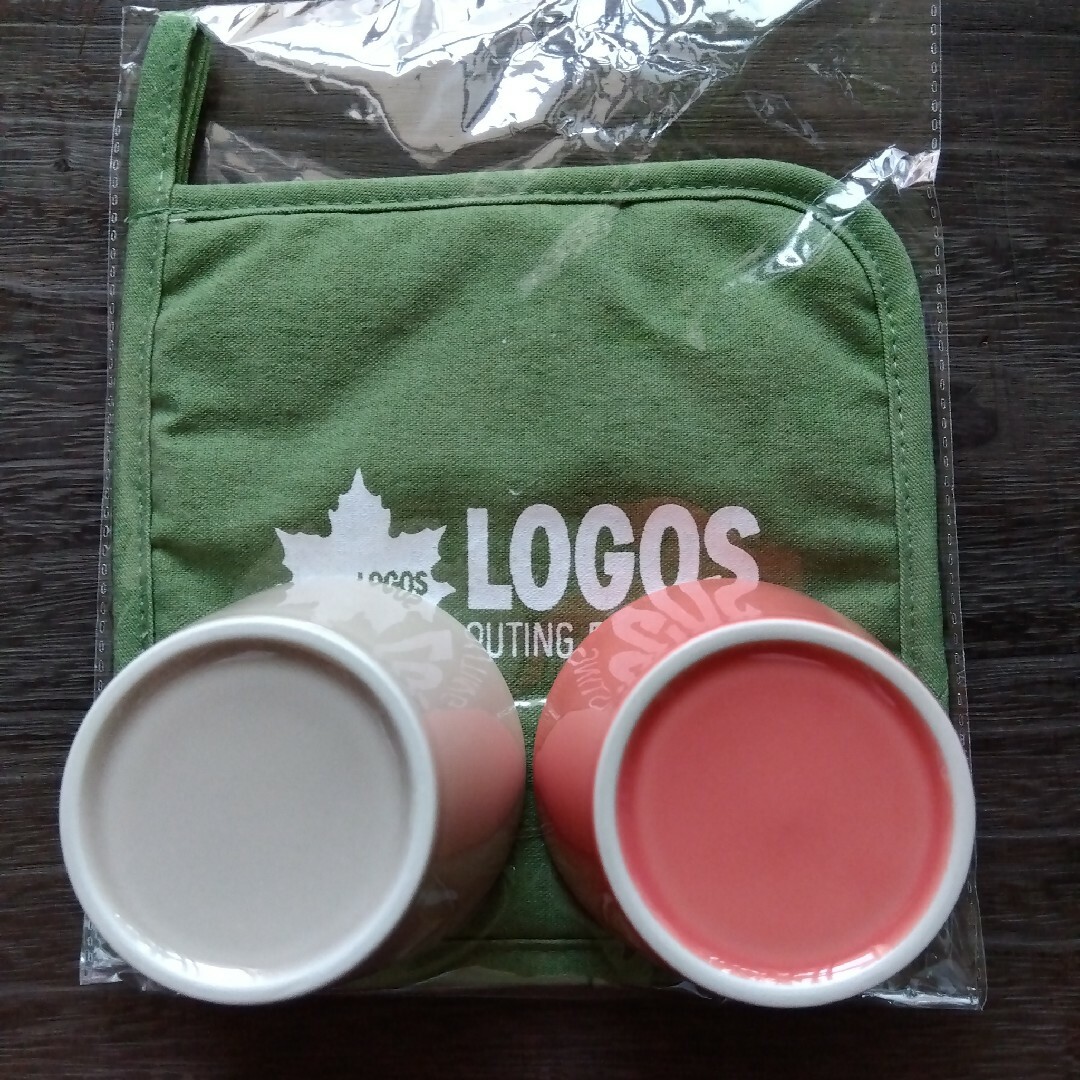 LOGOS(ロゴス)のロゴス　鍋敷き　マルチカップ　3点セット　ホワイト　ピンク スポーツ/アウトドアのアウトドア(食器)の商品写真