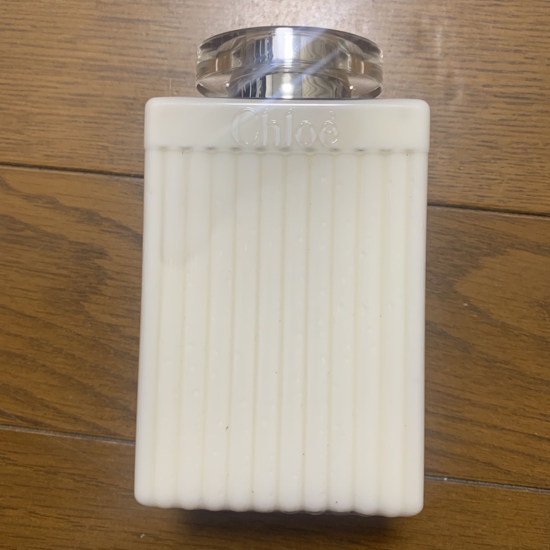 Chloe(クロエ)のクロエボディローション200ml コスメ/美容のボディケア(ボディローション/ミルク)の商品写真