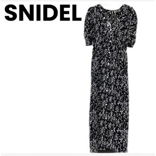 スナイデル(SNIDEL)のさきさん専用 スナイデル SNIDEL ワンピース 花柄ワンピース(ロングワンピース/マキシワンピース)