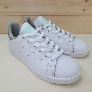 スタンスミス(STANSMITH（adidas）)のアディダス スタンスミス ホワイト/メタリックシルバー 22㎝(スニーカー)