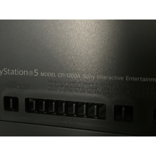 PS5 ヨドバシにて6月末購入　リモコン　横置きスタンド付！