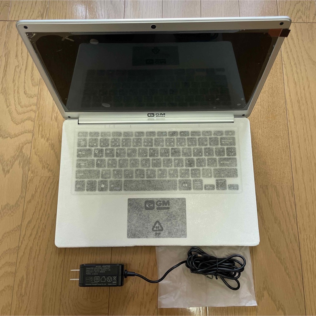 超軽量ノートPC GM-JAPAN(windows10)GLM-8350-C