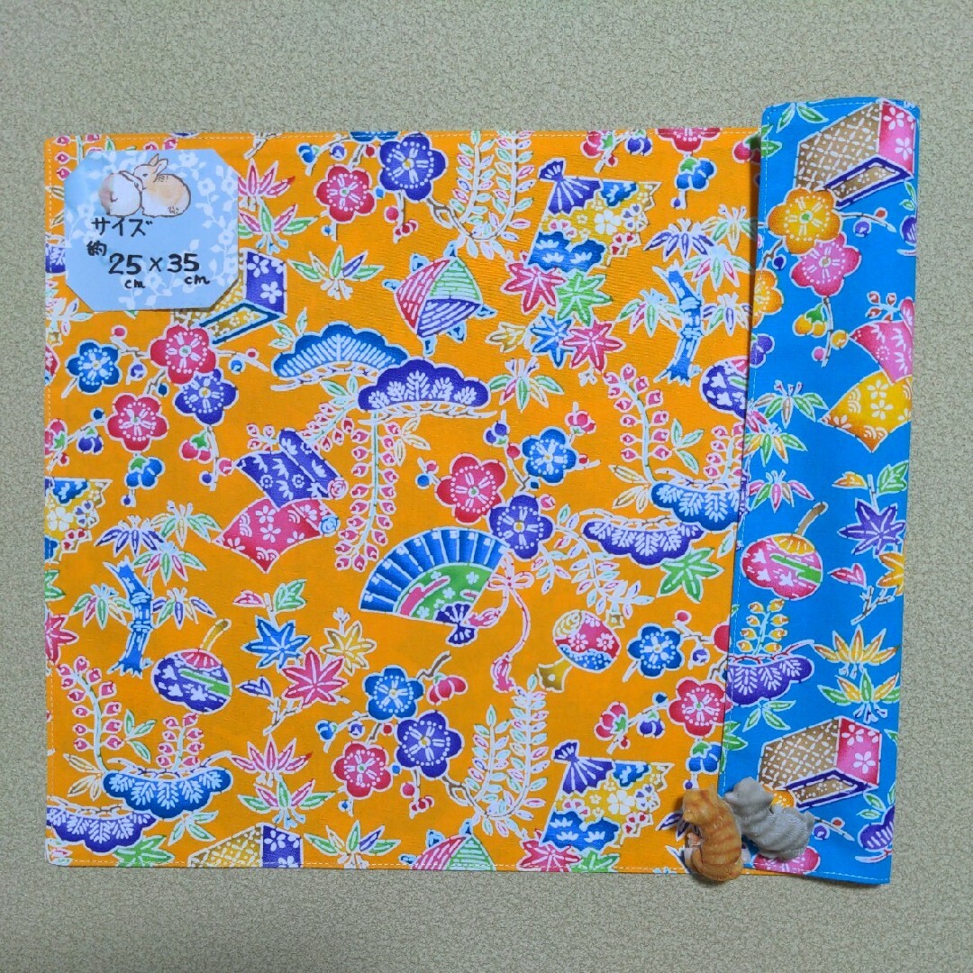 1141:沖縄紅型風柄♪リバーシブルランチョンマット♪ハンドメイド♪ ハンドメイドの生活雑貨(キッチン小物)の商品写真