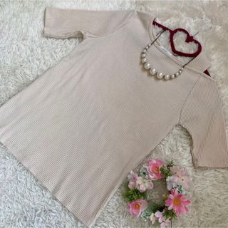 ナチュラルクチュール(natural couture)の肩空きトップス(カットソー(半袖/袖なし))