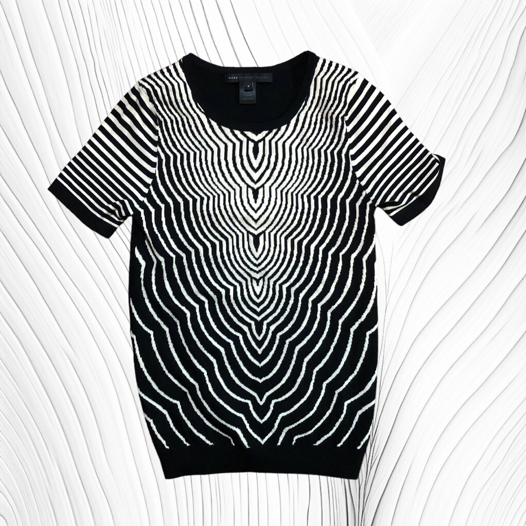 2000s Marc Jacobs geometric tee archive