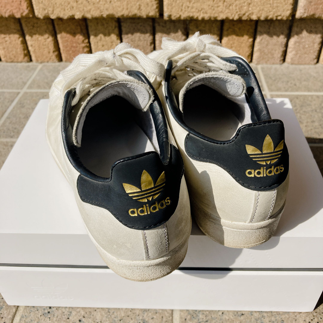 adidas(アディダス)のadidas FV3014 SST PURE スーパースター 23.0cm レディースの靴/シューズ(スニーカー)の商品写真