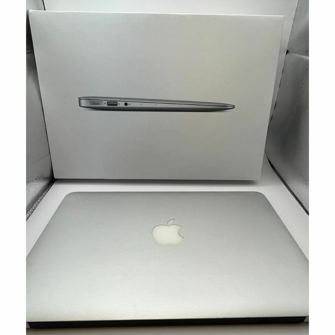 MacBook Air (11-inch， Mid 2013) Core-i5のサムネイル
