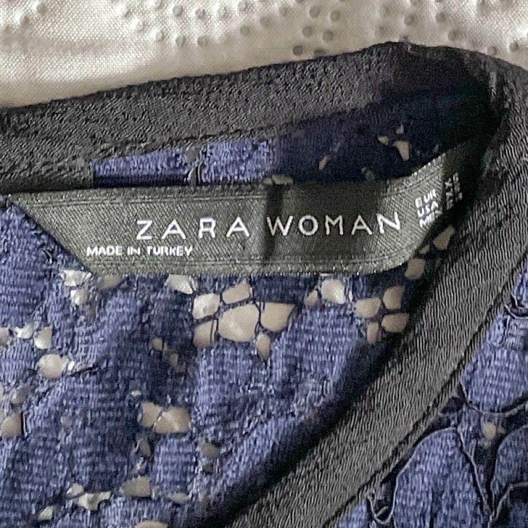 ZARA(ザラ)のZARAWOMAN　ザラウーマン　総レースプルオーバー　アシンメトリー　ネイビー レディースのトップス(カットソー(長袖/七分))の商品写真