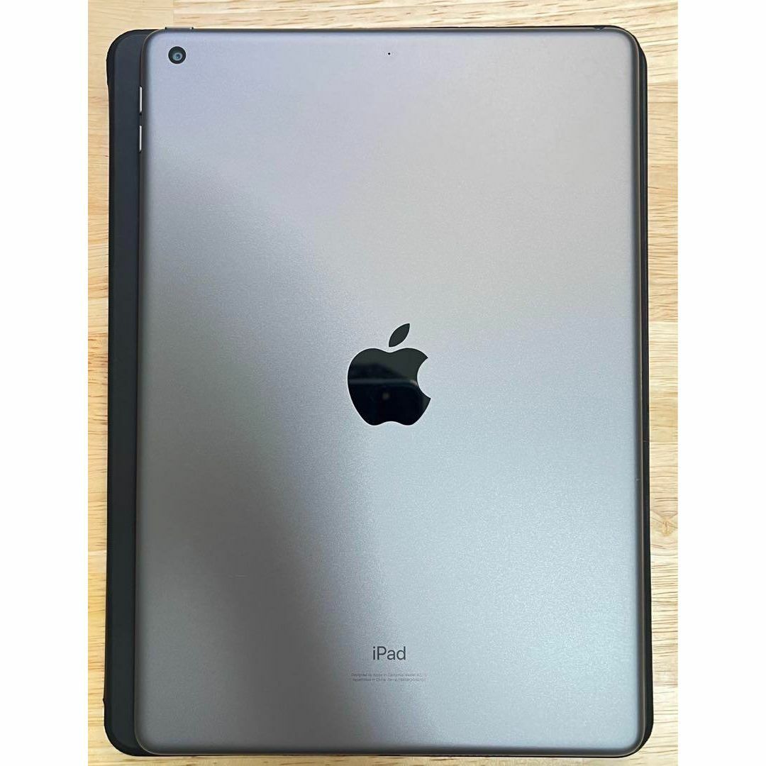 iPad 第8世代 128GB 本体＋諸々 Wi-Fiモデル【超美品】-