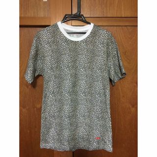 シュプリーム(Supreme)のSUPREMEシュプリームHanesヘインズTシャツレオパードSサイズ新品(Tシャツ/カットソー(半袖/袖なし))