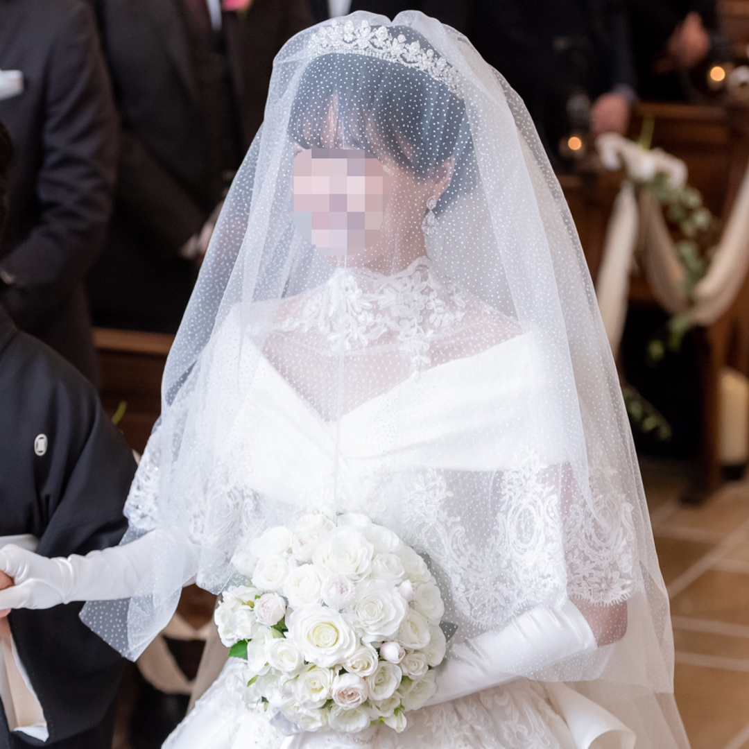 タカミブライダル　ロングベール　裾ビジューあり