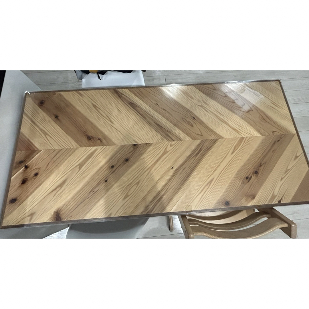 ヘリンボーンダイニングテーブルの通販 by RKs shop|ラクマ ヘリンボーンダイニングテーブルの通販 by RKs shop|ラクマ