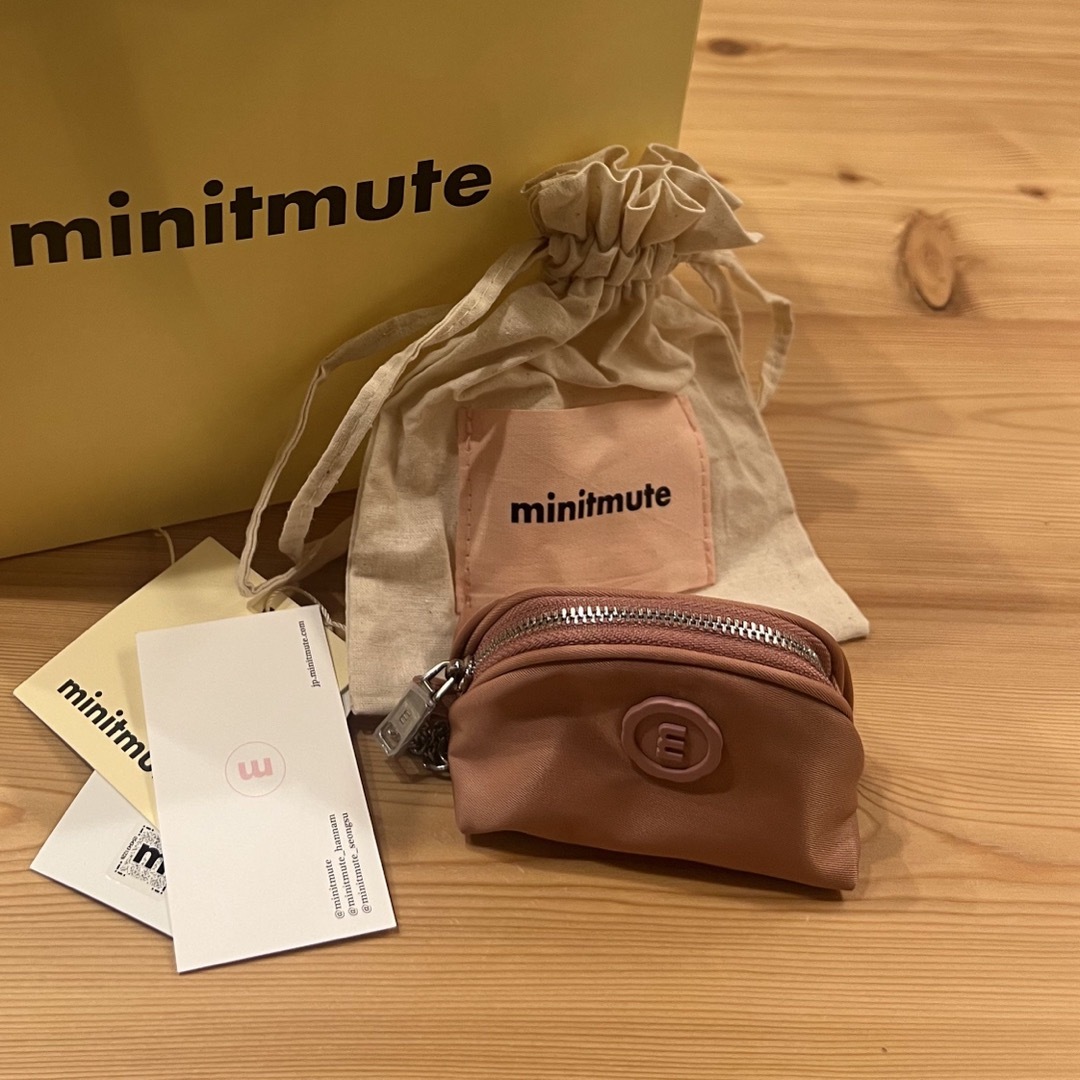 minitmute ポーチ　キーリング レディースのファッション小物(キーホルダー)の商品写真