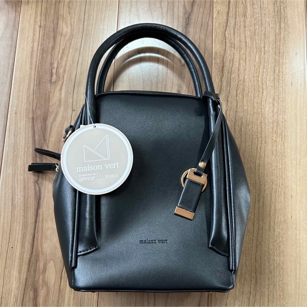 しまむら(シマムラ)の中黒　ブラック　2WAYバッグ（TOMO×maison vertコラボ） レディースのバッグ(ハンドバッグ)の商品写真