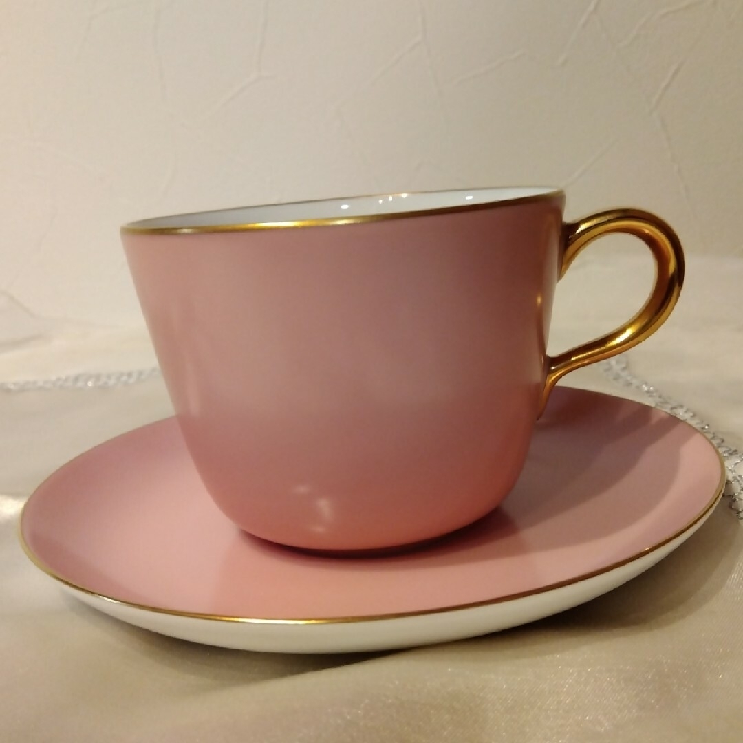大倉陶園　色蒔き　モーニングカップ&ソーサー　ピンク