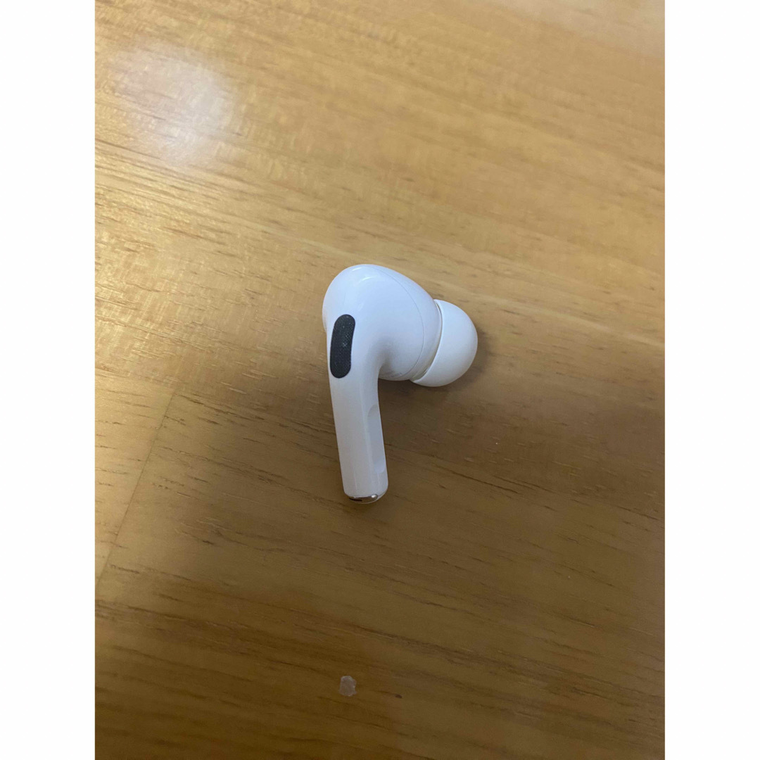 AirPods Pro 第1世代 スマホ/家電/カメラのオーディオ機器(ヘッドフォン/イヤフォン)の商品写真