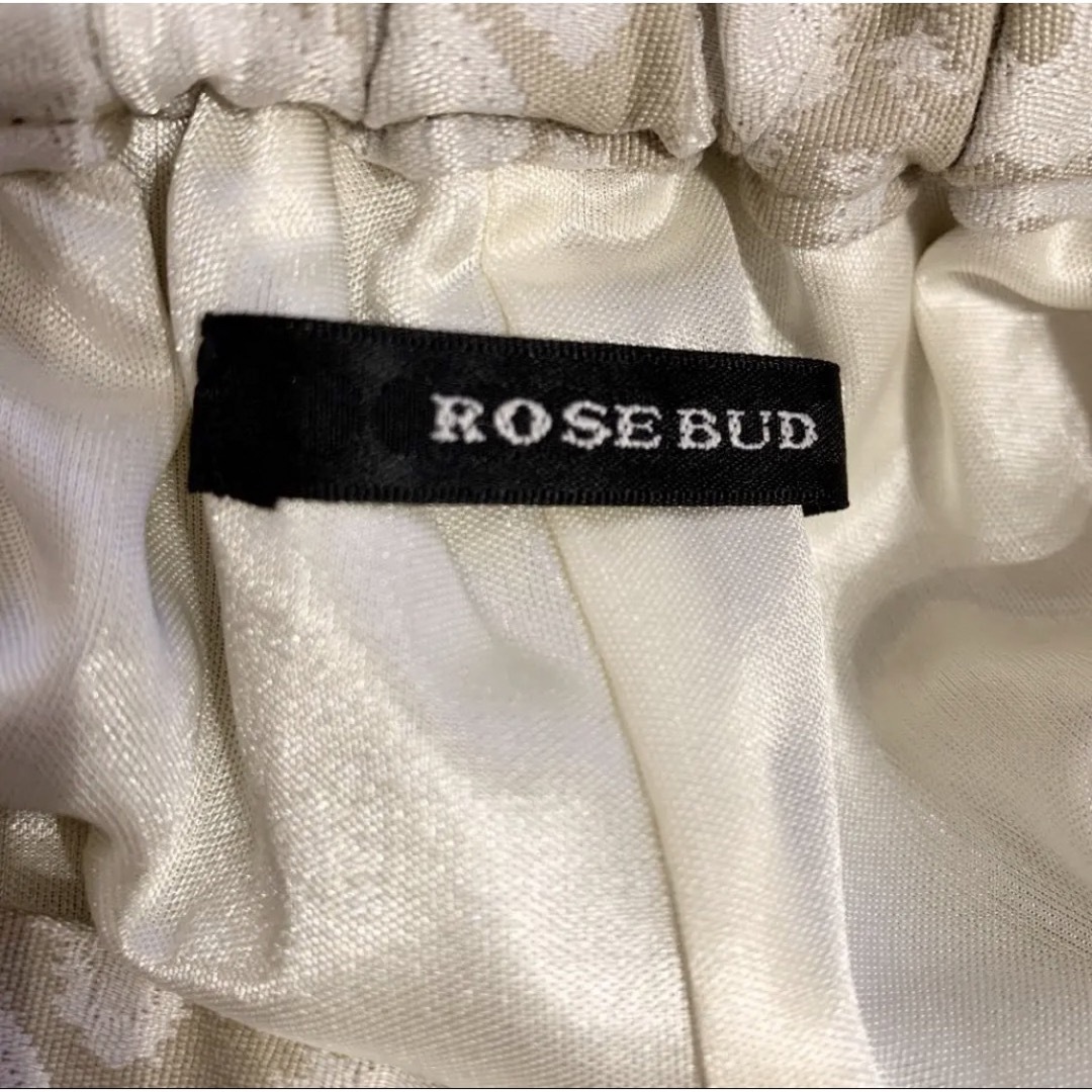 ROSE BUD(ローズバッド)のローズバット　ROSE BUD ショートパンツ　ヒョウ柄　ベージュ　ゴールド レディースのパンツ(ショートパンツ)の商品写真