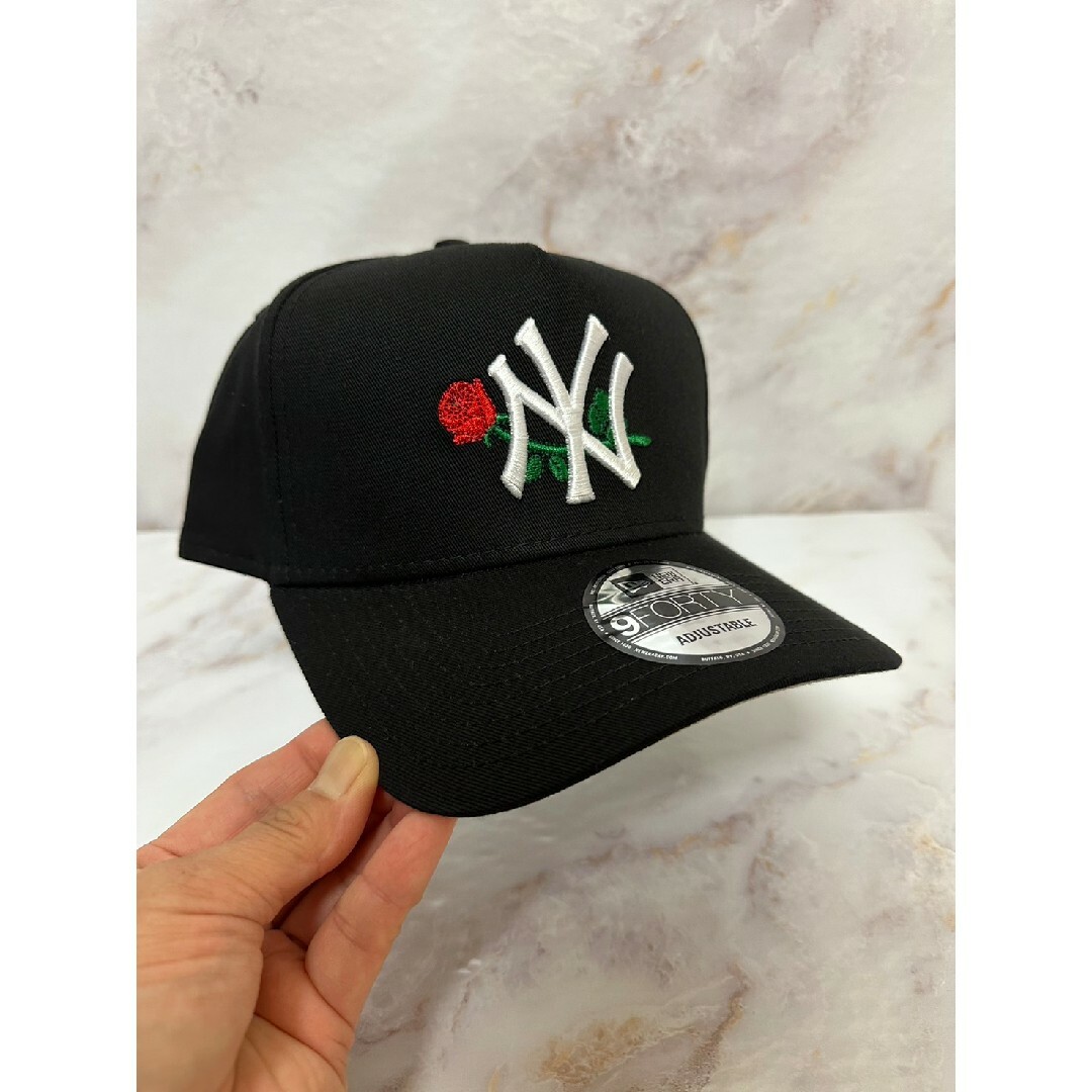 Newera 9forty ニューヨークヤンキース ローズ刺繍 スナップバック