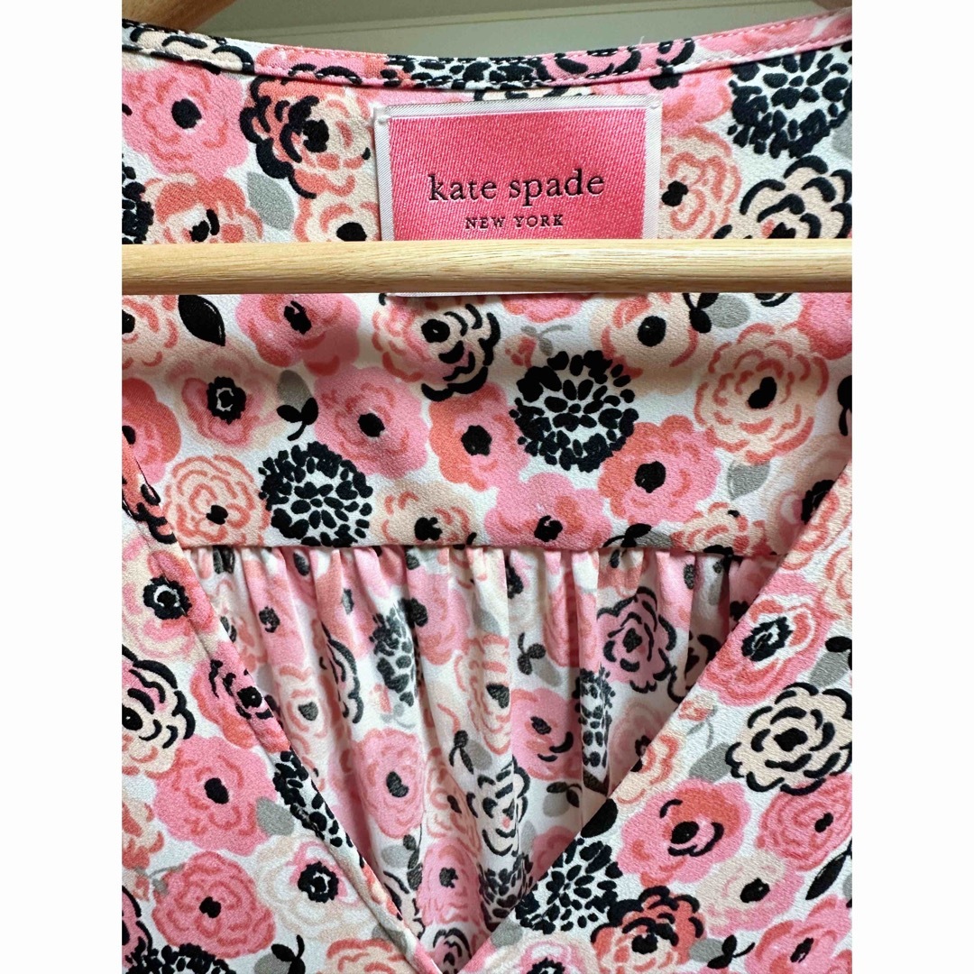 kate spade new york(ケイトスペードニューヨーク)の花柄巻きワンピース レディースのワンピース(ロングワンピース/マキシワンピース)の商品写真