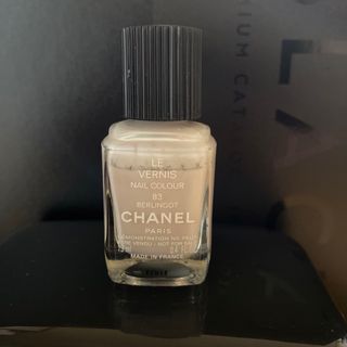 シャネル(CHANEL)のCHANEL ネイル　83(マニキュア)