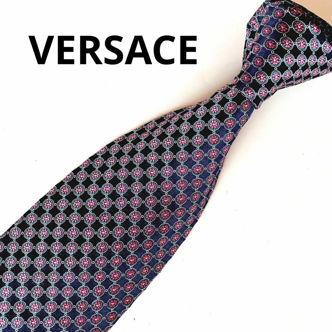VERSACE - 美品❤︎VERSACEヴェルサーチ花柄小紋ネクタイの通販 by