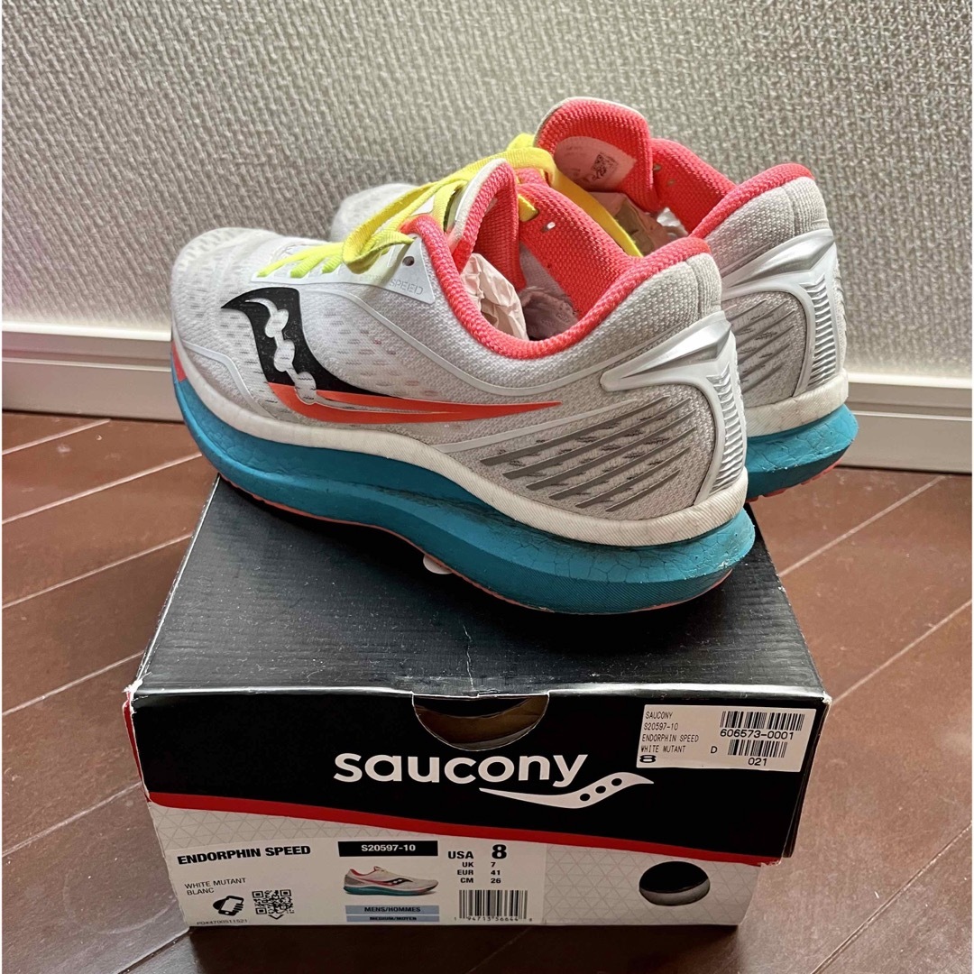 SAUCONY(サッカニー)の【お値下げしました】エンドルフィンスピード スポーツ/アウトドアのスポーツ/アウトドア その他(陸上競技)の商品写真