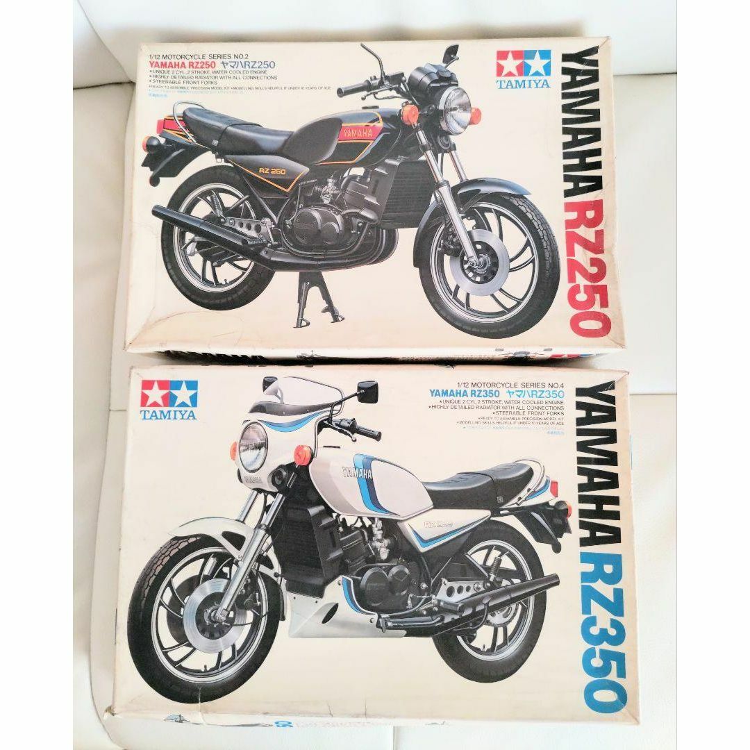 エンタメ/ホビーYAMAHA RZ250 RZ350　プラモデルバイク　1/12 スケールヤマハ