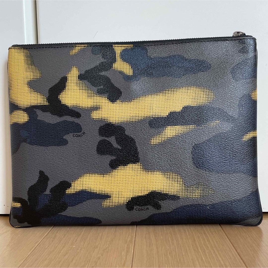 コーチCOACH クラッチバッグ F37881 カモ柄　中古