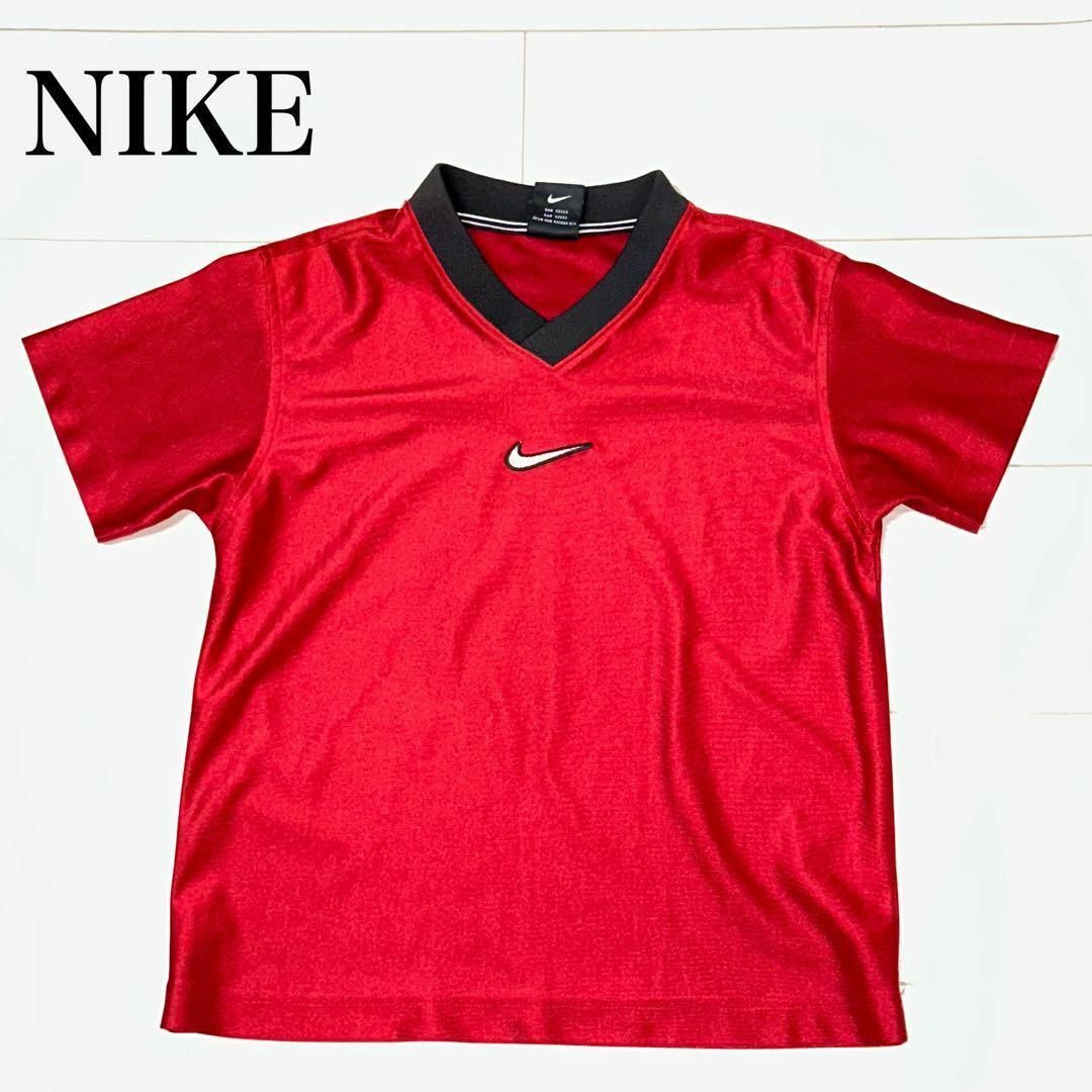 NIKE(ナイキ)のNIKE Tシャツ Vネック スポーツ ウェア 運動 レッド ブラック レディースのトップス(Tシャツ(半袖/袖なし))の商品写真