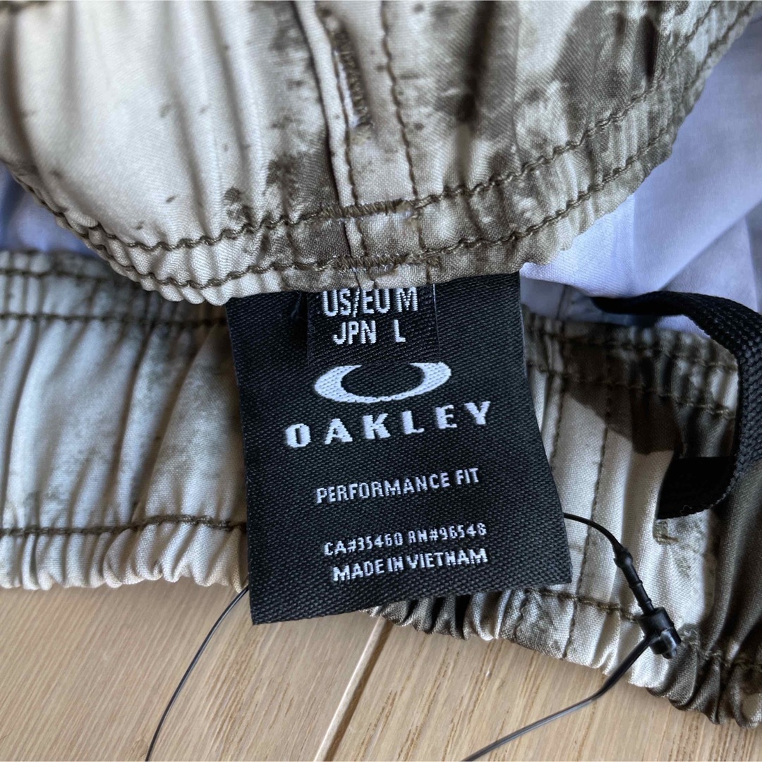Oakley(オークリー)のオークリー OAKLEY ゲームパンツFOA403590サイズL新品 スポーツ/アウトドアのテニス(ウェア)の商品写真