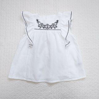 ベベ(BeBe)のBeBe べべ トップス ブラウス 120(Tシャツ/カットソー)