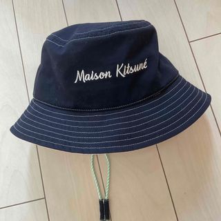 メゾンキツネ(MAISON KITSUNE')のMAISON KITSUNÉ バケットハット　XSサイズ　未使用(ハット)