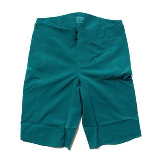 パタゴニア(patagonia)の【新品未使用】 patagonia パタゴニア ショートパンツ ダートローマ?バイクショーツ MENS DIRT ROAMER BIKE SHORTS ハーフパンツ 24723 【サイズ36/BOREALIS GREEN】(ワークパンツ/カーゴパンツ)