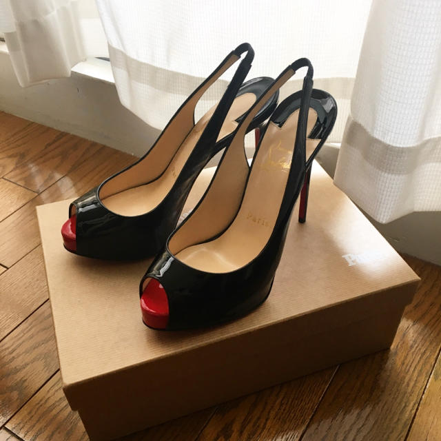 Christian Louboutin  ／　ハイヒール