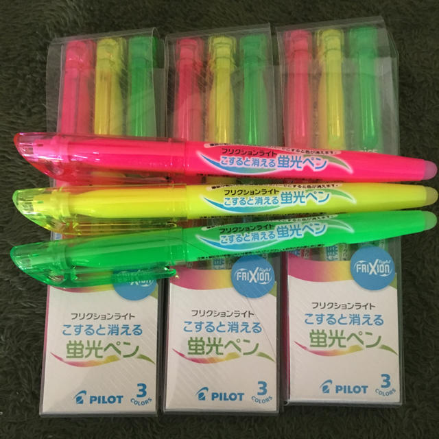 MUJI (無印良品)(ムジルシリョウヒン)の新品12本セット☆消せる蛍光マーカー インテリア/住まい/日用品の文房具(ペン/マーカー)の商品写真