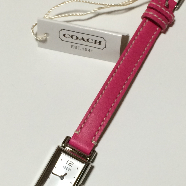 COACH - 未使用・箱付き!コーチ 2重巻きレザーベルトの腕時計の COACH - 未使用・箱付き!コーチ 2重巻きレザーベルトの腕時計の