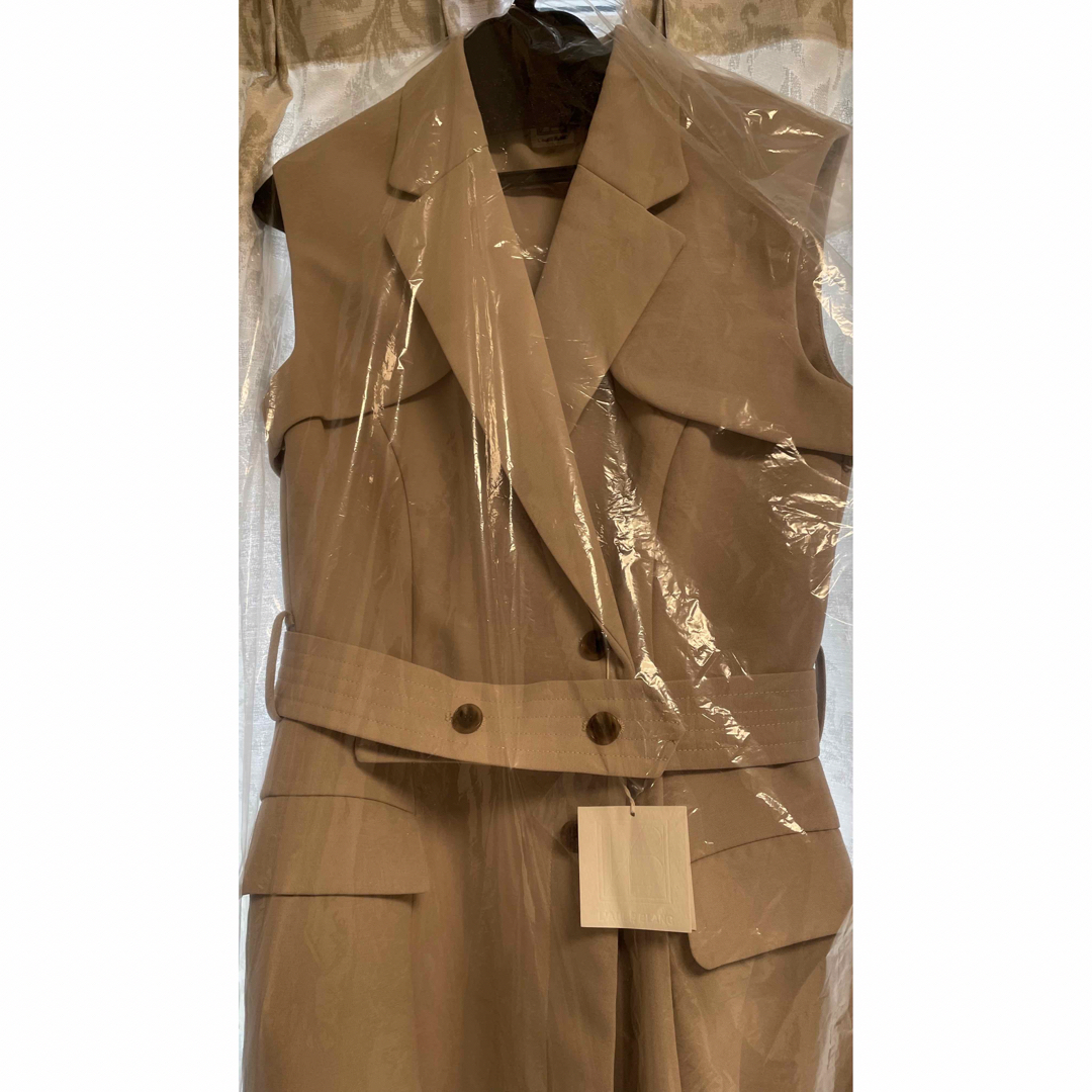 laubeblanc Sleeveless Coat Dress beige www.krzysztofbialy.com