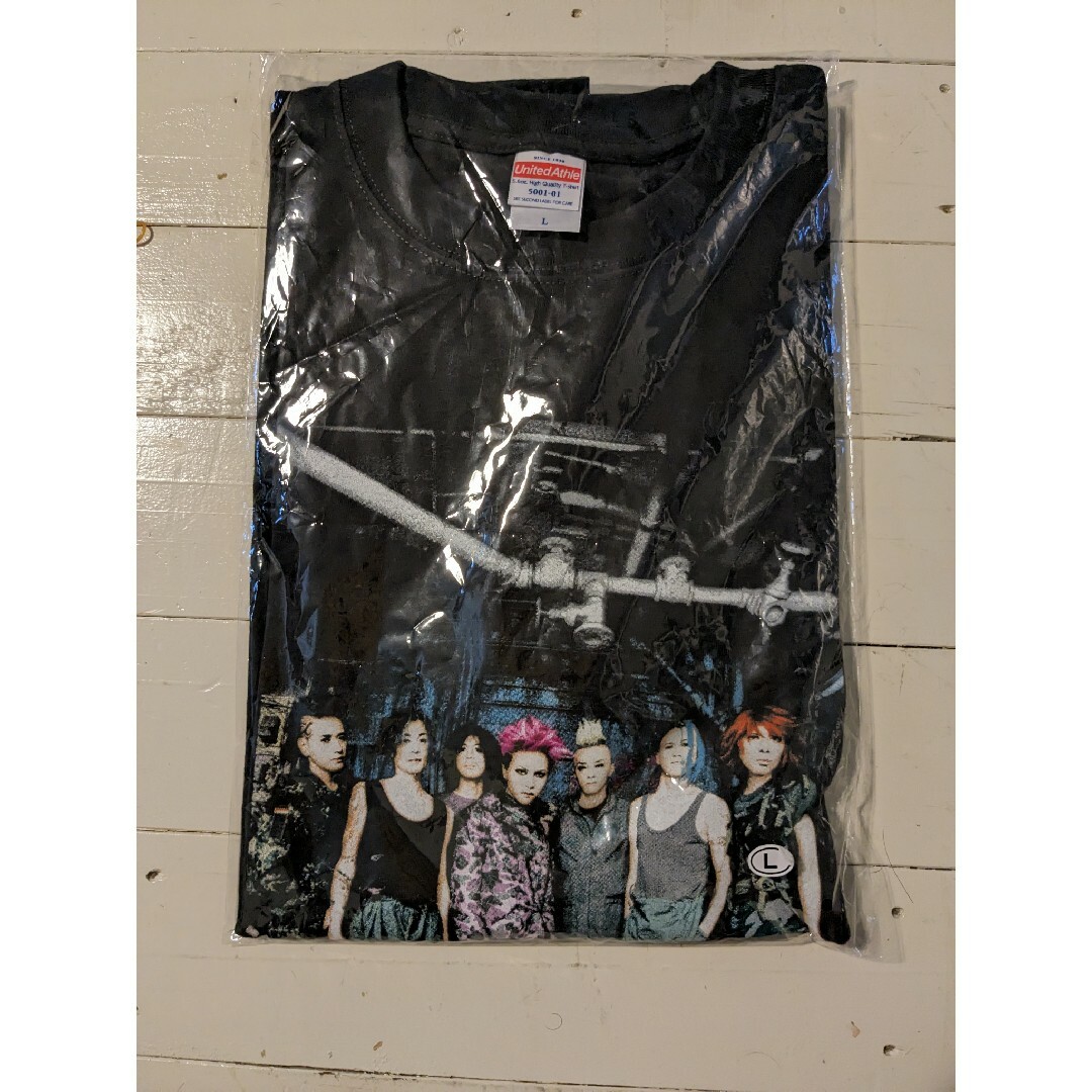 UNIVERSAL ENTERTAINMENT(ユニバーサルエンターテインメント)のhide with Spread Beaver フォトTシャツ L　2023 メンズのトップス(Tシャツ/カットソー(半袖/袖なし))の商品写真