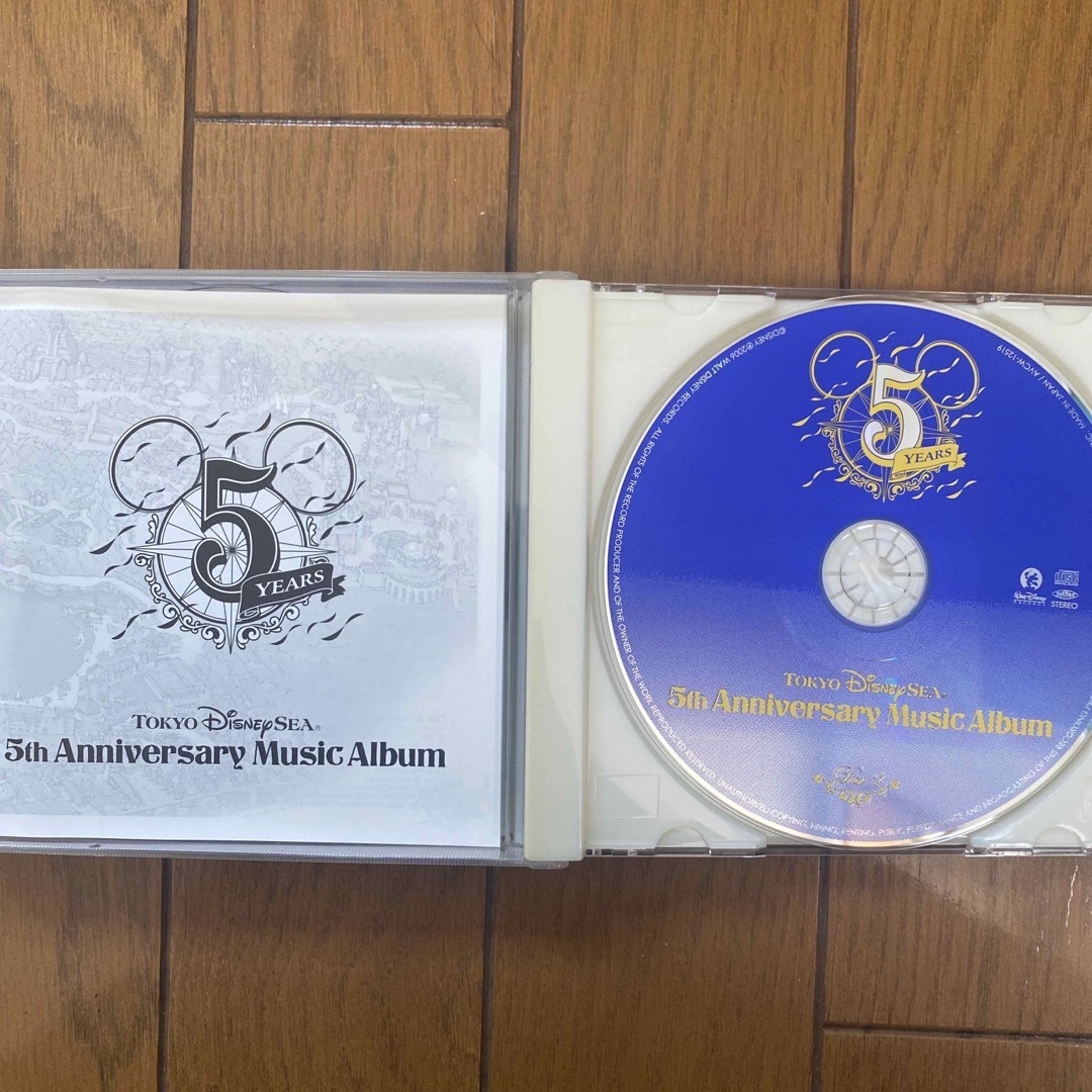 Disney(ディズニー)の東京ディズニーシーⓇ 5thアニバーサリー・ミュージック・アルバム エンタメ/ホビーのCD(キッズ/ファミリー)の商品写真