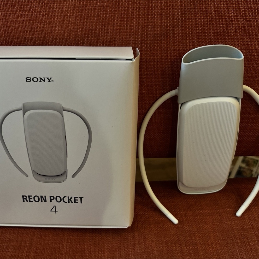 SONY(ソニー)のソニー　REON POCKET4  スマホ/家電/カメラの冷暖房/空調(エアコン)の商品写真