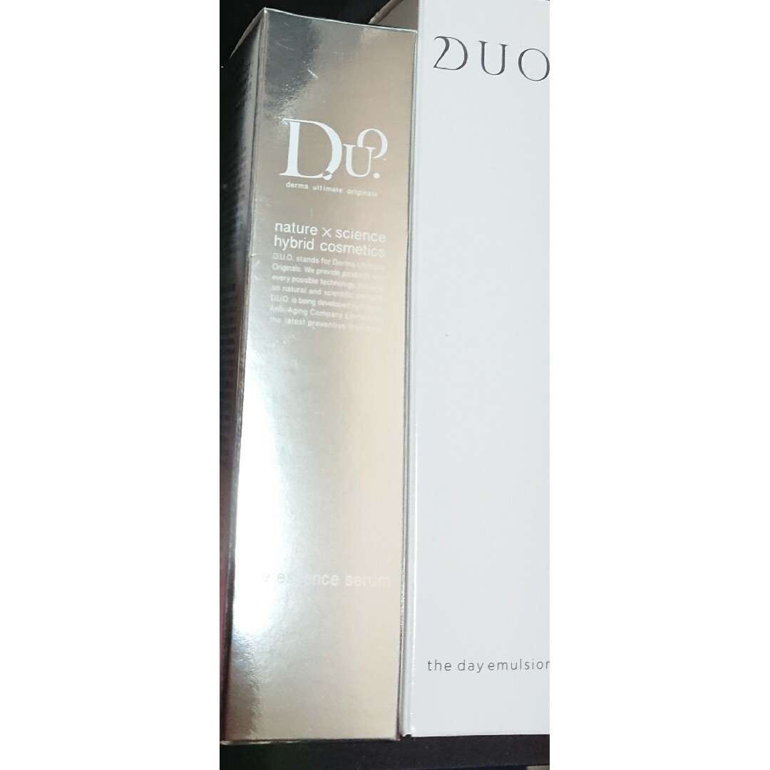 DUO(デュオ)のDUO  エッセンスセラム・ザ デイエマルジョン 30g コスメ/美容のスキンケア/基礎化粧品(乳液/ミルク)の商品写真