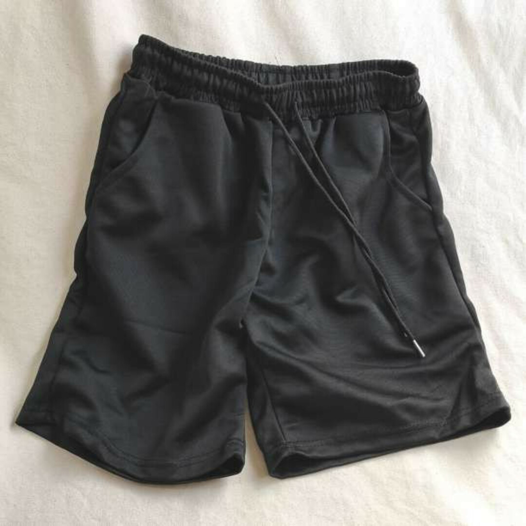 ハーフパンツ 黒 M メンズ トレーニング ルームウェア スポーツ ランニング メンズのパンツ(ショートパンツ)の商品写真
