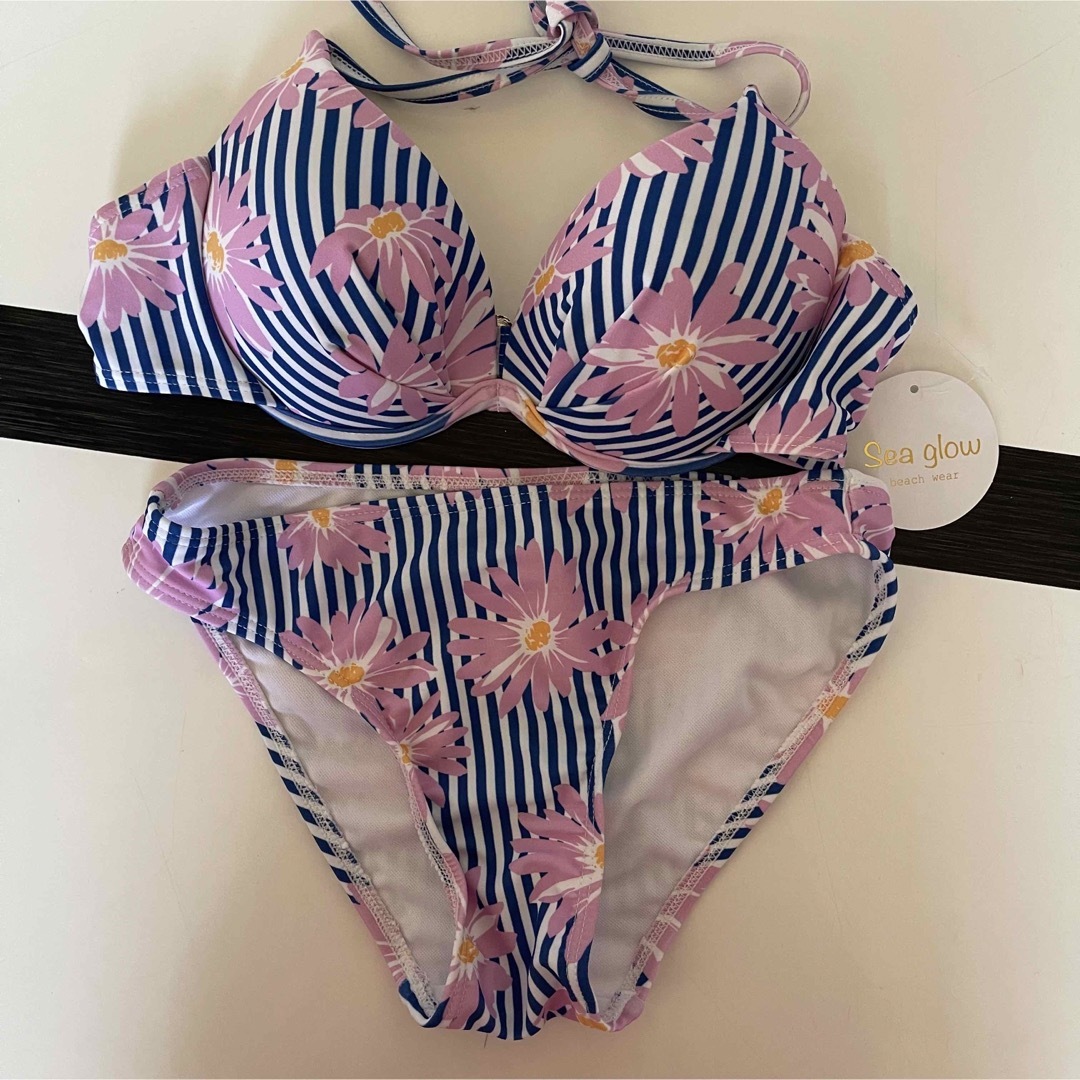 新品 水着 Sサイズの通販 by 、|ラクマ S新品水着☆ワイヤー入ビジューバンドゥ☆